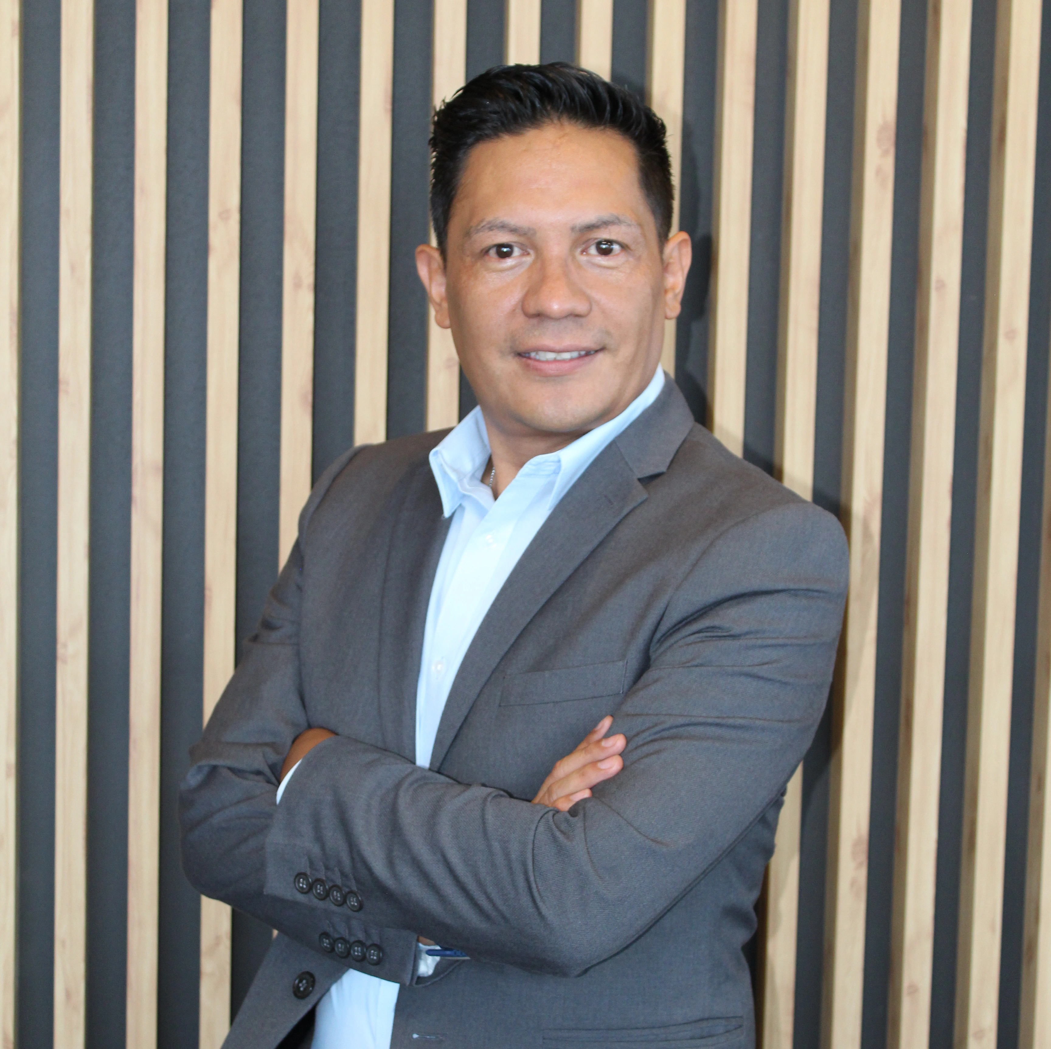 Pedro Flores - Director General